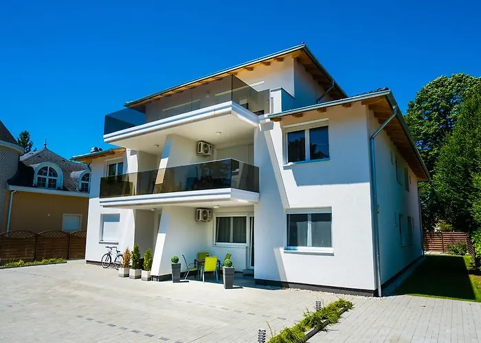 아파트 Blue Appartman